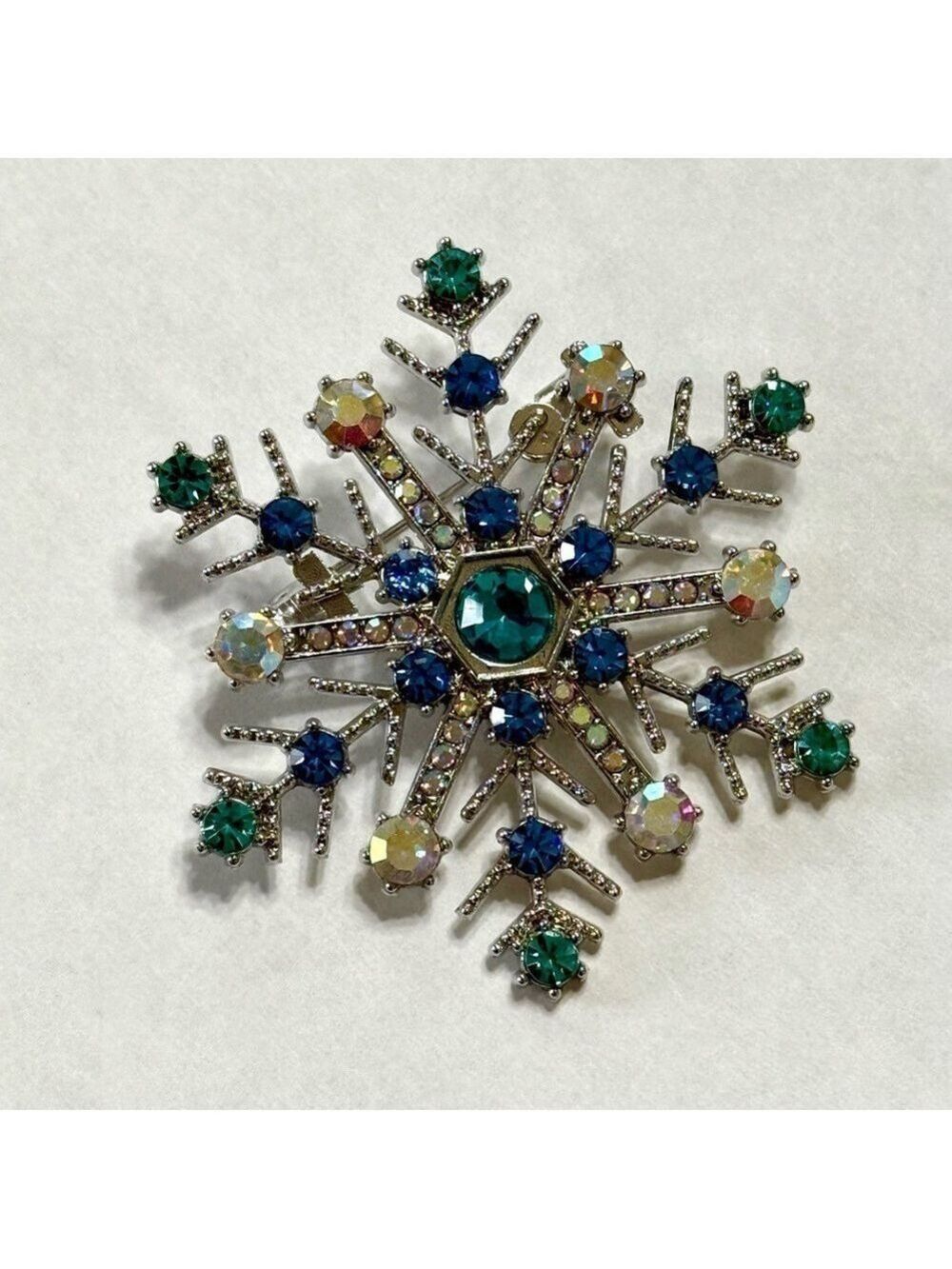 Snowflake Brooch Silver Tone Blue and Clear Crystals New - Picture 2 of 9